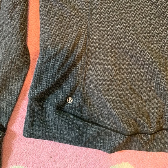 Lululemon Runderful 1/2 Zip - Picture 8 of 8